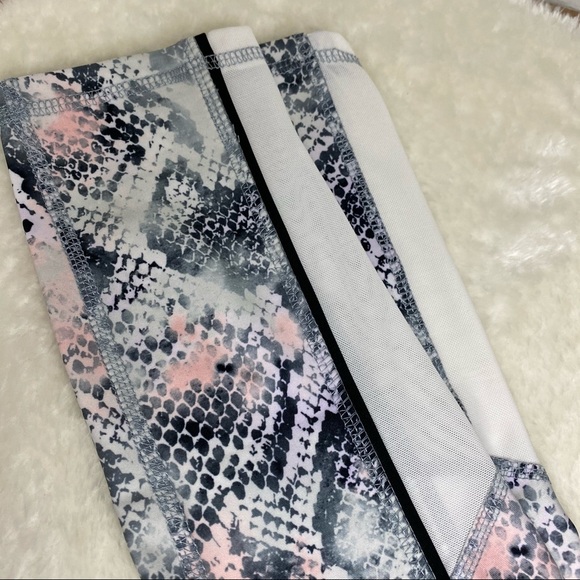 NEW Jessica Simpson Workout Running Leggings XS - Picture 5 of 13